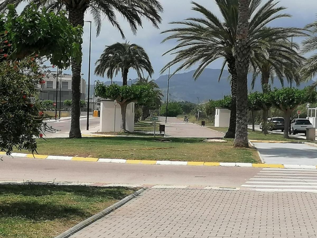 Estudio Con Patio En Daimus Ninos Y Mascotas Consultar Playa de Gandia Ngoại thất bức ảnh